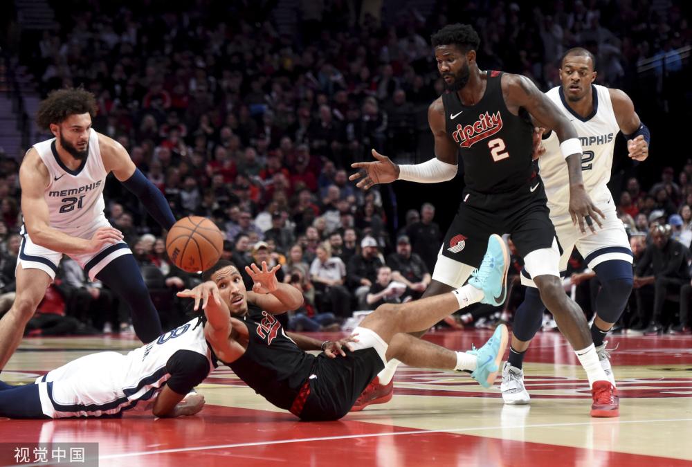 乒超联赛第三阶段第四日午间场战报：孙颖莎休战 蒯曼带队绝杀对手