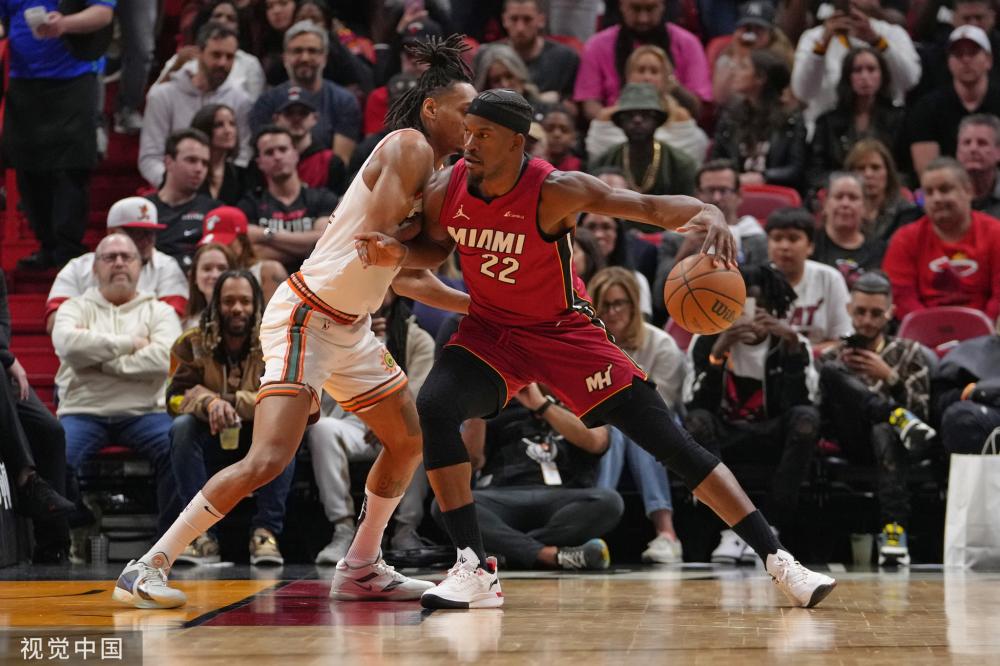 他这样的多面手对巴萨新赛季很重要